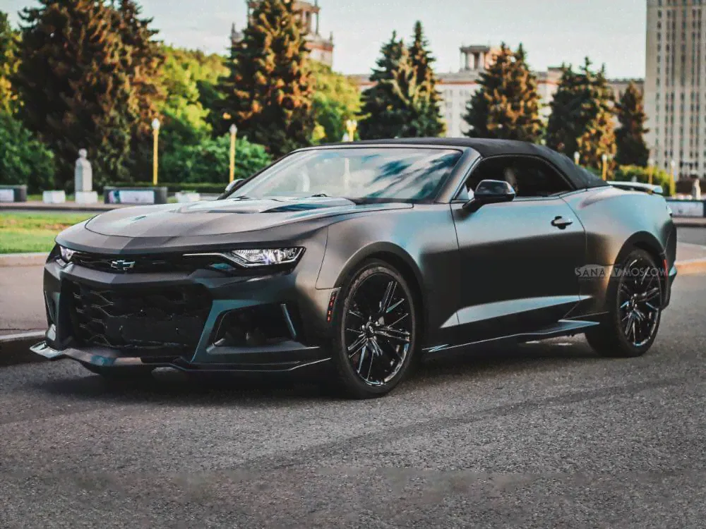 Chevrolet Camaro (черный)